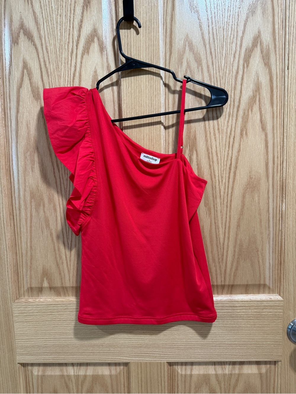 mittoshop Red One-Shoulder Ruffle Camisole